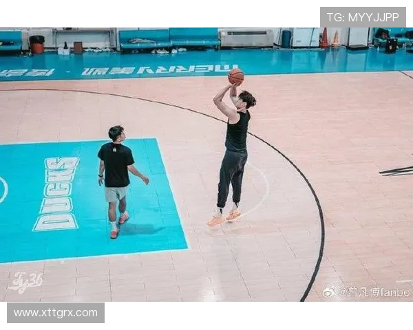 国外机构发布曾凡博康复最新进展 已顺利完成最后训练课状态良好 国外机构发布曾凡博康复最新进展 已顺利完成最后训练课状态良好